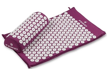 Коврик массажный + валик INDIGO NBR IN186, фиолетовый в Магазине Спорт - Пермь