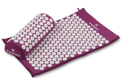 Коврик массажный + валик INDIGO NBR IN186, фиолетовый в Магазине Спорт - Пермь