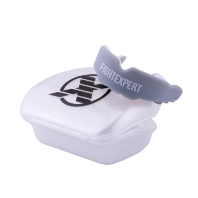 Капа Fight Expert ФКР с футляром, до 11 лет, серо-белая в магазине Спорт - Пермь